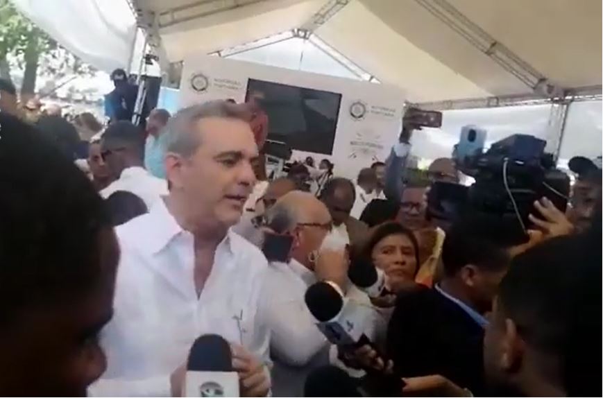 Abinader sobre críticas de Leonel: 