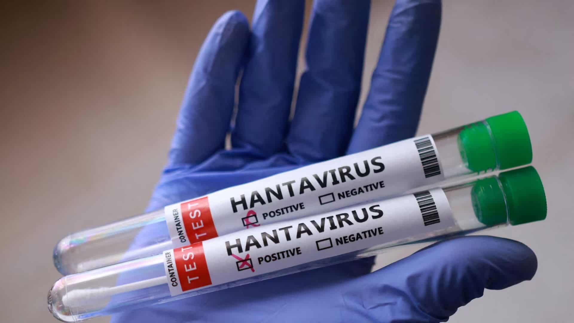 Crucero con brote de hantavirus llega a puerto seguro en Róterdam