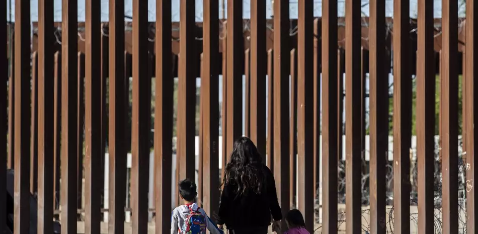 México y EEUU celebran que la migración irregular toca su menor nivel en 50 años