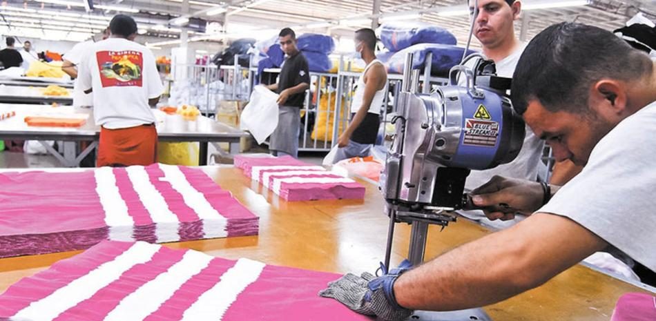 Reforma laboral provoca nueva vez debate entre empresarios y sindicalistas