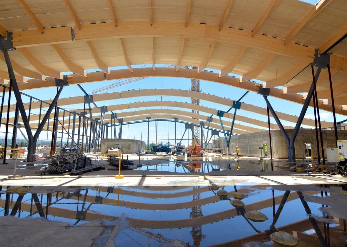 Aeropuerto Internacional del Cibao presenta avances de la nueva terminal en encuentro con la prensa