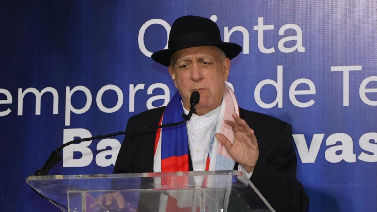 Giovanny Cruz transforma homenaje de Banreservas en cursos gratuitos de teatro