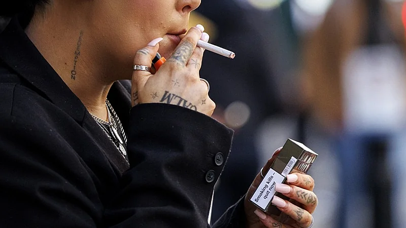 Los oftalmólogos advierten que fumar acelera la pérdida de visión
