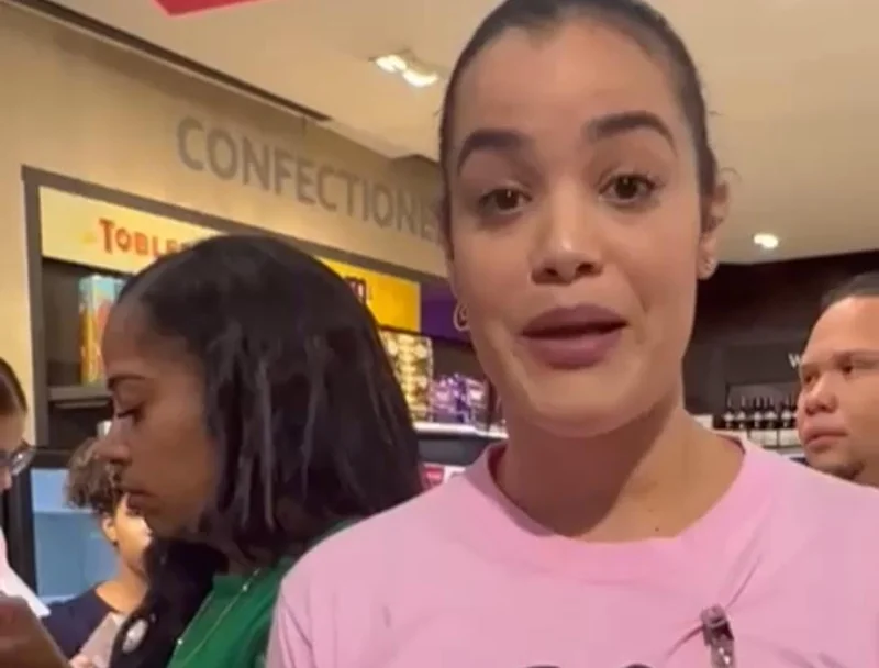 (VIDEO) Denuncian Dufry está coartando a vendedores en Santiago para que renuncien