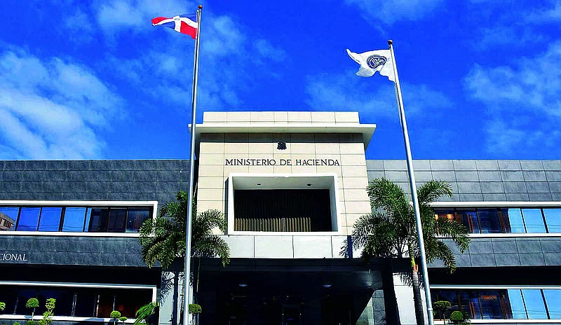 Tribunal Constitucional valida ley que fusionó Hacienda y Economía