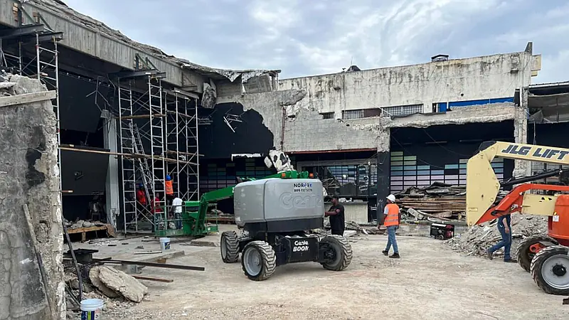 Técnicos extranjeros y nacionales, realizan labores del nuevo peritaje en la estructura colapsada de