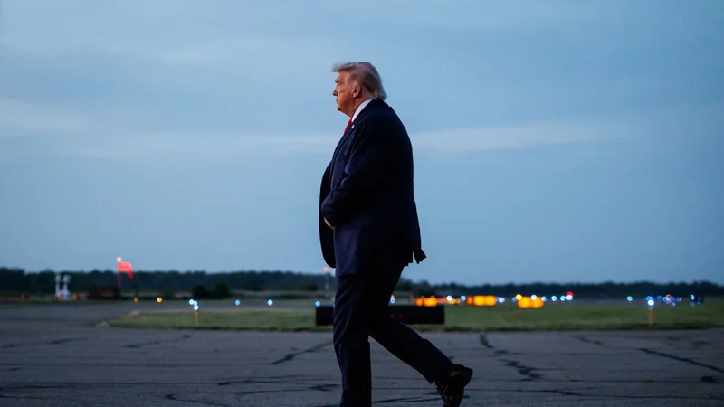 Trump denuncia sin pruebas un supuesto 