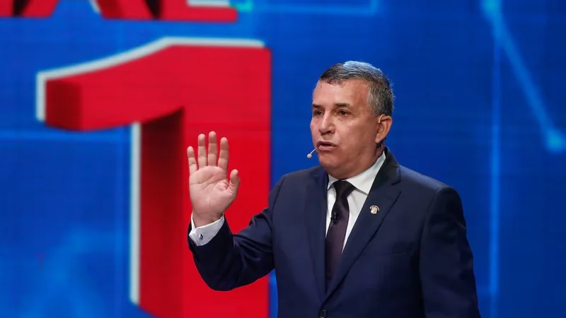 Exministro peruano Daniel Urresti sale de prisión y anuncia que participará en elecciones
