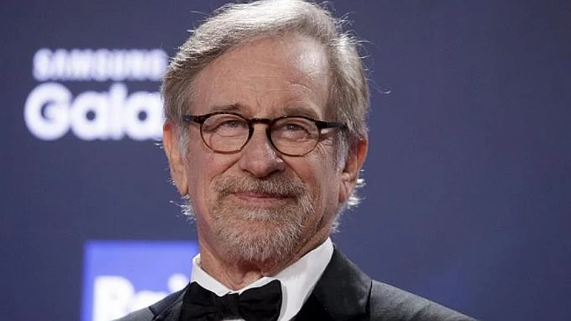 Steven Spielberg confiesa nunca lo dejaron dirigir James Bond: “Ahora no podrían pagarme”
