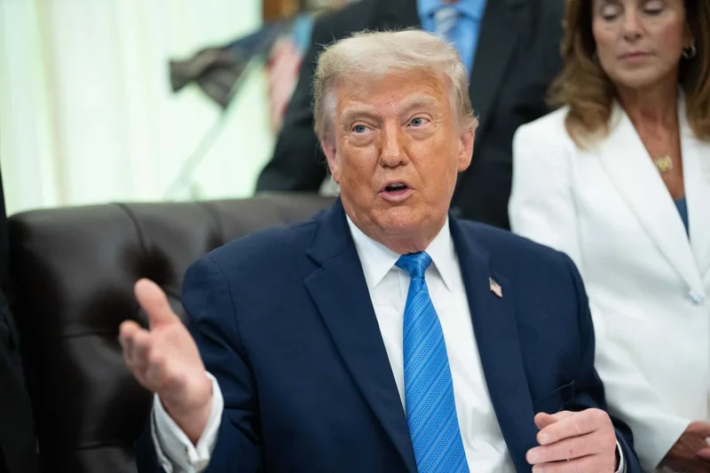Trump dice que habló directamente con oficiales iraníes durante el bombardeo, según Fox
