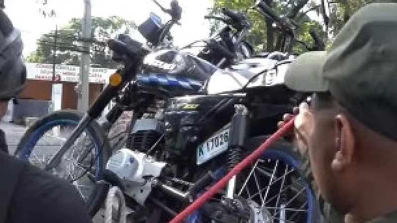 Autoridades intervienen ocho paradas de motoconchos; eliminan una que estaba en