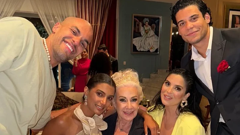 Seguidores y celebridades cuestionan derrota de Celinee Santos en el reality