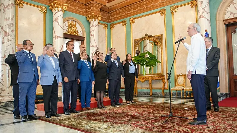 Abinader juramenta Comité Dominicano de Salud Mental Penitenciaria