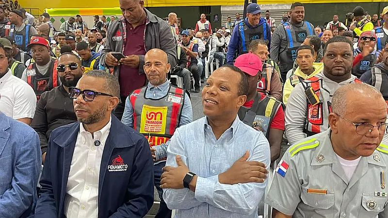 Morrison destaca avances en la regularización del sector motociclista