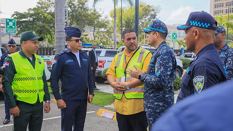 Autoridades despliegan amplio operativo de tránsito y seguridad en el Gran Santo Domingo
