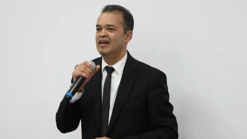 Fallece Alex Bueno tras enfrentar complicaciones de salud