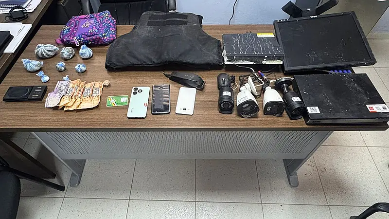 Desmantelan presunta red criminal en San Juan; apresan a seis personas