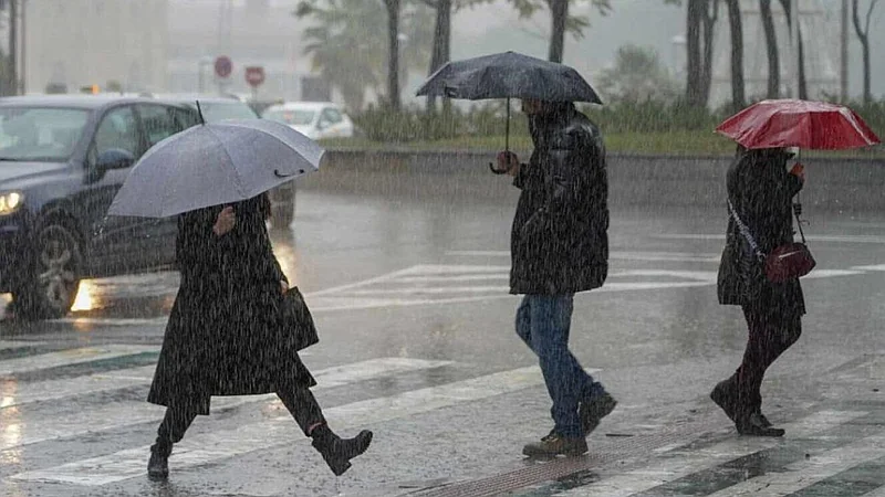 Onda tropical provocará aguaceros en varias provincias en las próximas 24 horas