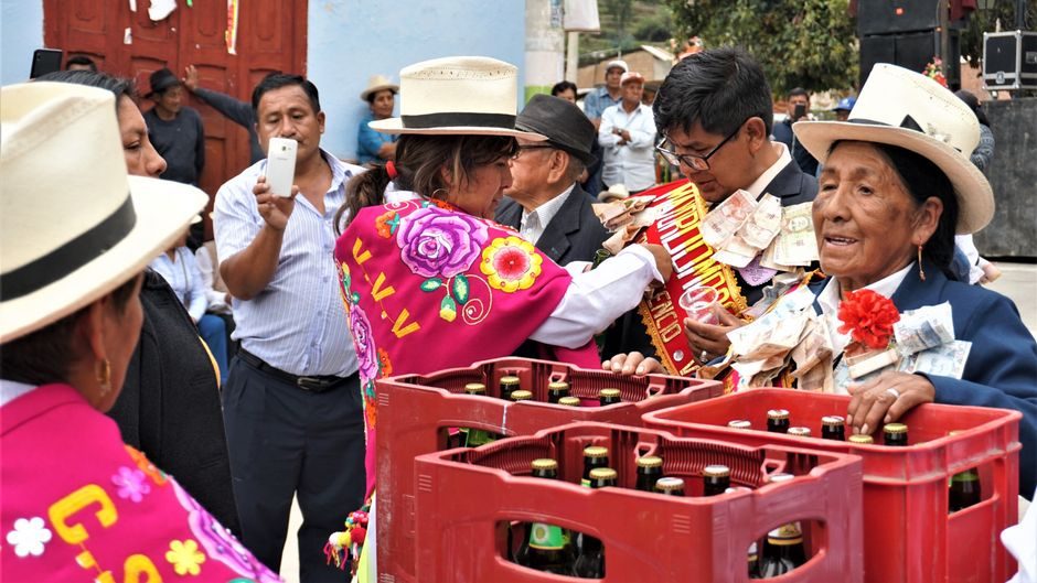 Presidente Danilo Medina entrega una estancia infantil en tres centros educativos de La Vega