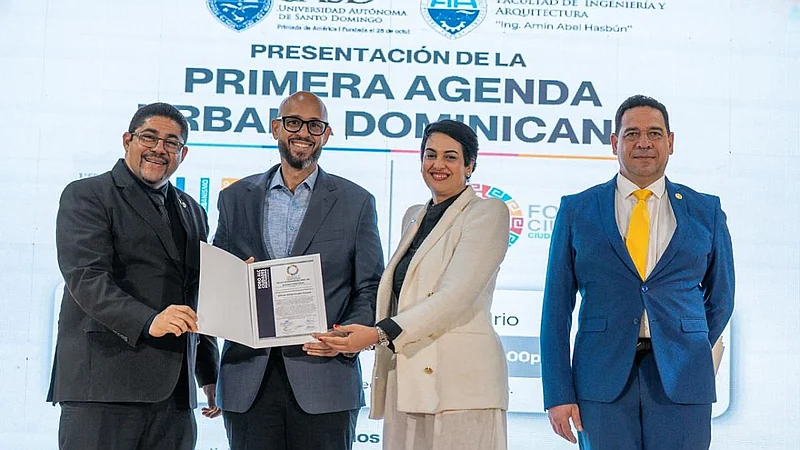 Alcalde de Nagua es reconocido por su aporte al crecimiento urbano y social del municipio