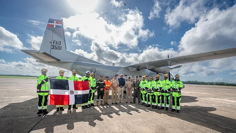 República Dominicana despliega más rescatistas para apoyar a Venezuela