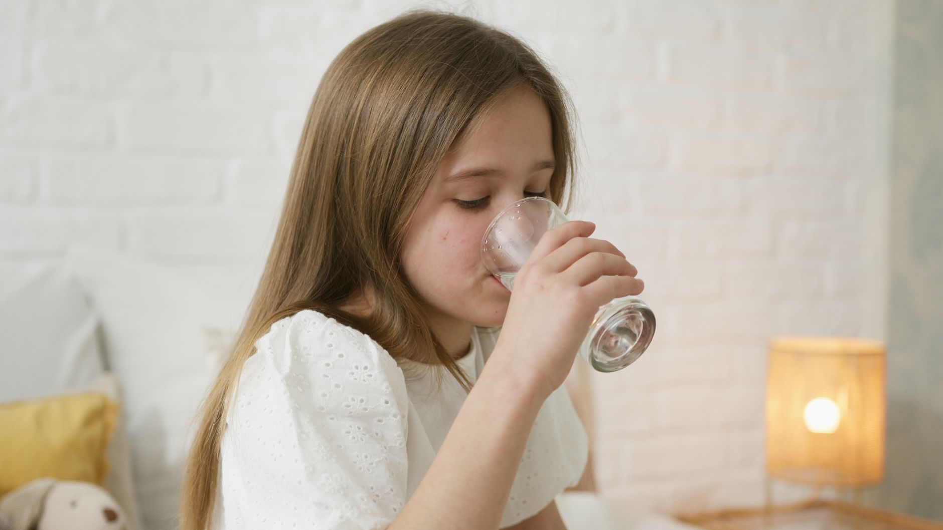 Señales de deshidratación en niños (y cómo prevenirlas)