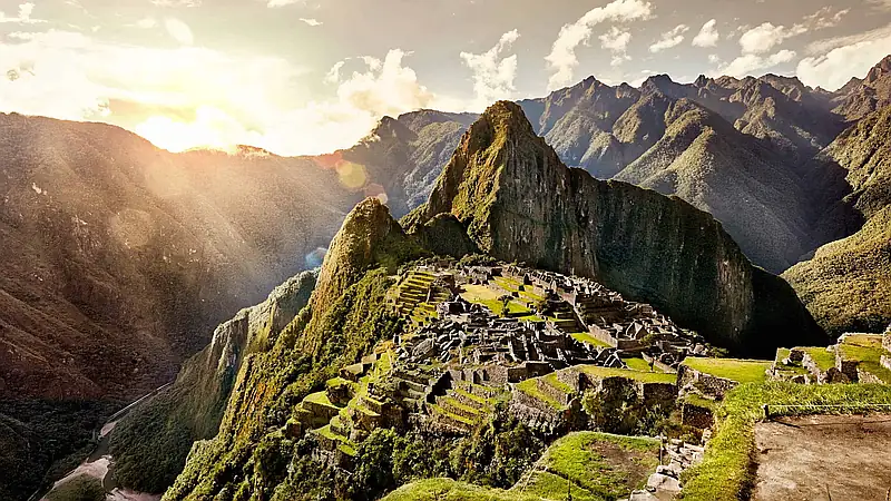 Crece 171 % la llegada de visitantes desde Perú a República Dominicana en los últimos cuatro años