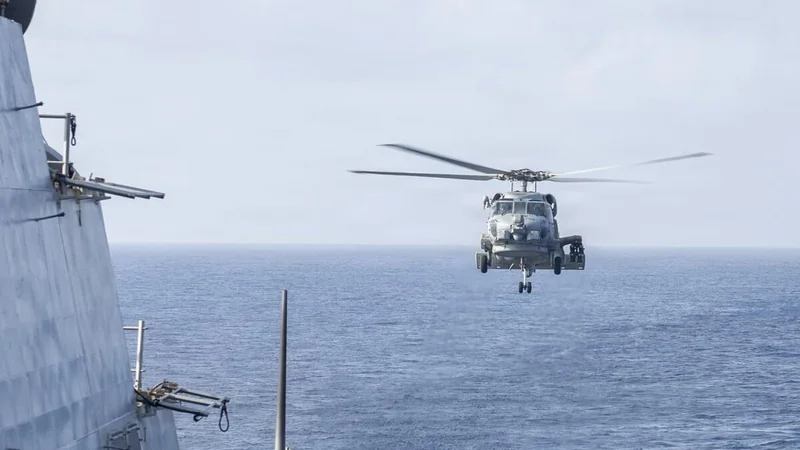 Irán dice que lanzó un ataque con drones contra bases estadounidenses en Baréin