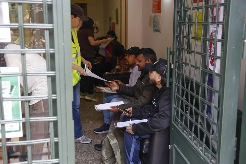 900,000 migrantes solicitan su regularización en España a 15 días de que termine el plazo
