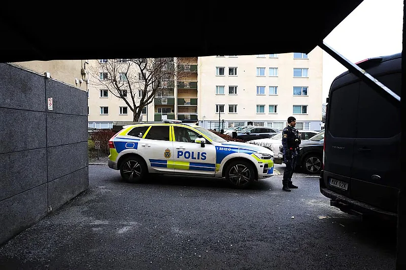 Cuatro años de cárcel para un sueco por prostituir a su esposa con un centenar de hombres