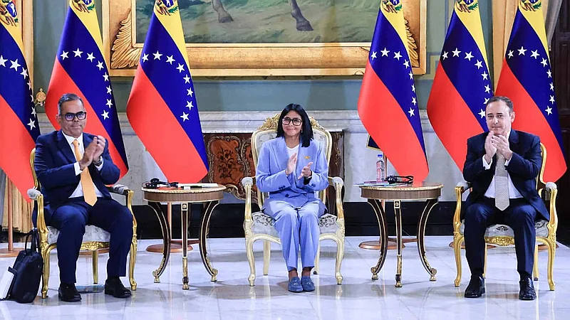 Venezuela firma acuerdo con General Electric para recuperar su sistema eléctrico