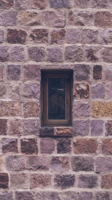 Un país de muchas ventanas rotas