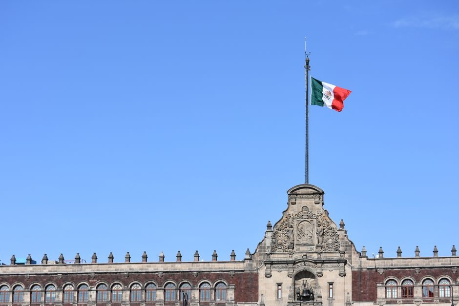 Las temperaturas seguirán calurosas este viernes por la presencia de polvo del Sahara