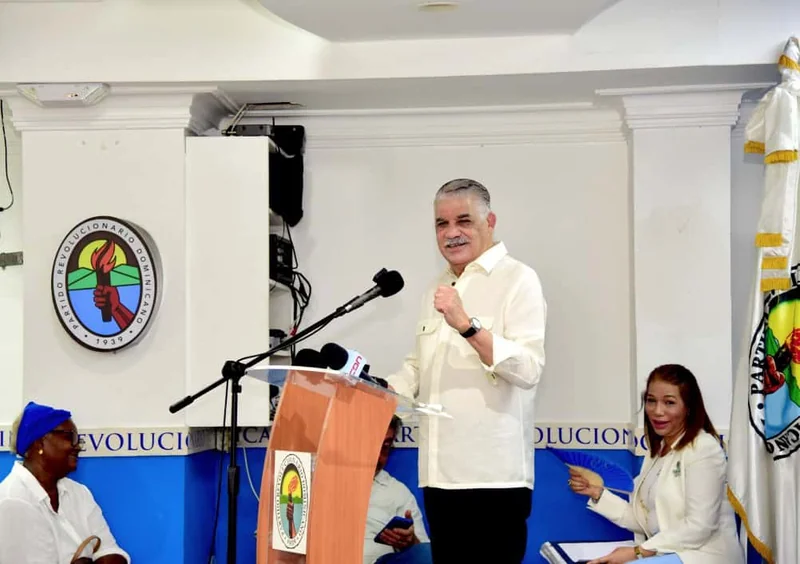 Miguel Vargas propone una alianza opositora para enfrentar al PRM en 2028