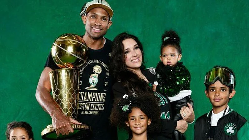 ¡El sí a la maternidad!, figuras dominicanas que agrandaron sus familias con tres o más hijos