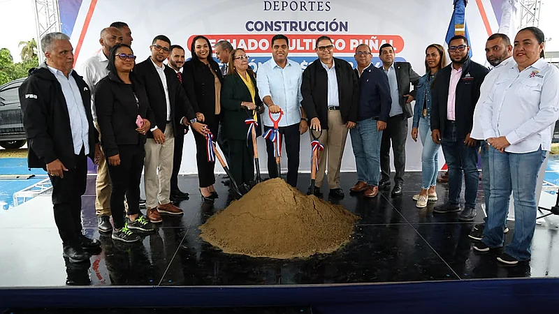 Miderec inicia trabajos de construcción del multiuso del municipio Puñal