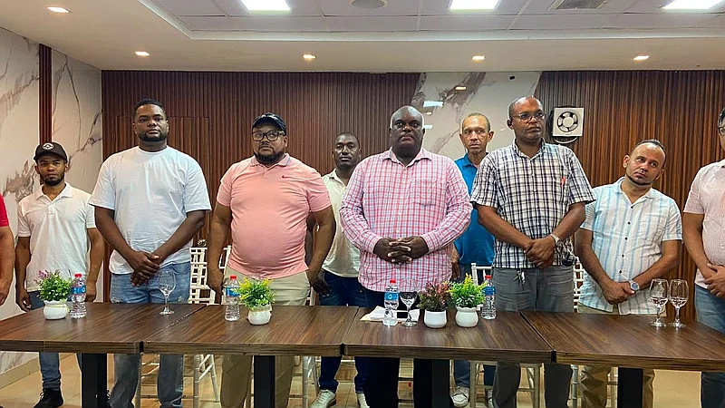 Empresarios impulsan movimiento que promueve a Oliver Santos para la Alcaldía de San Cristóbal