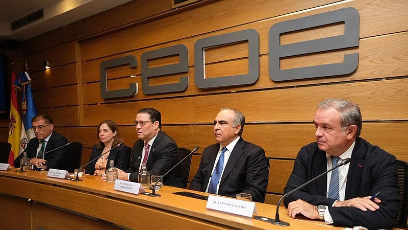 República Dominicana busca atraer inversión española en semiconductores y manufactura avanzada