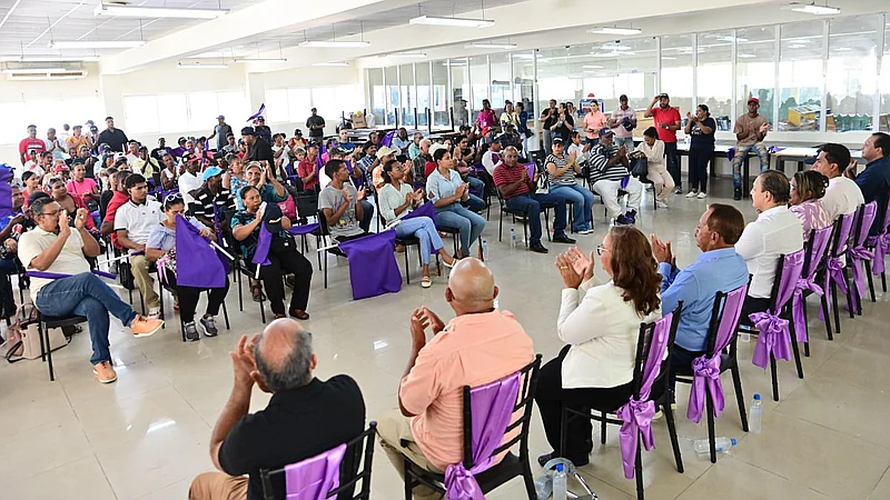 Abel Martínez: “Junto a las familias dominicanas recuperaremos la esperanza y el rumbo del país”