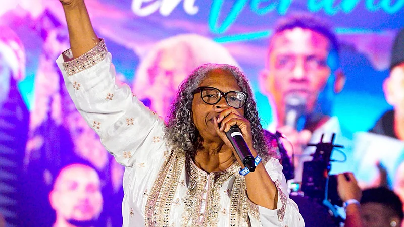 Constanza le abre sus calles a multitudinario concierto de artistas cristianos