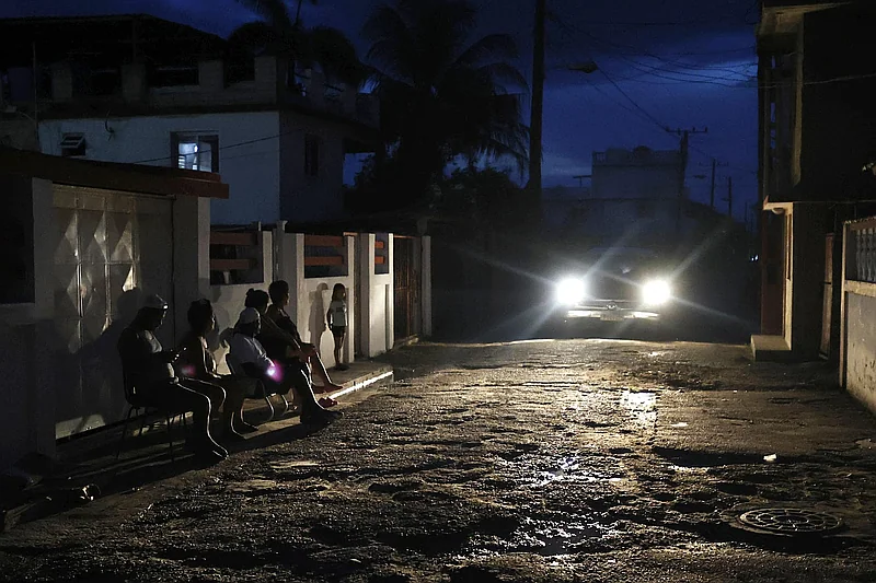 Cuba repite proceso para reponer la electricidad tras el quinto apagón nacional en 2026