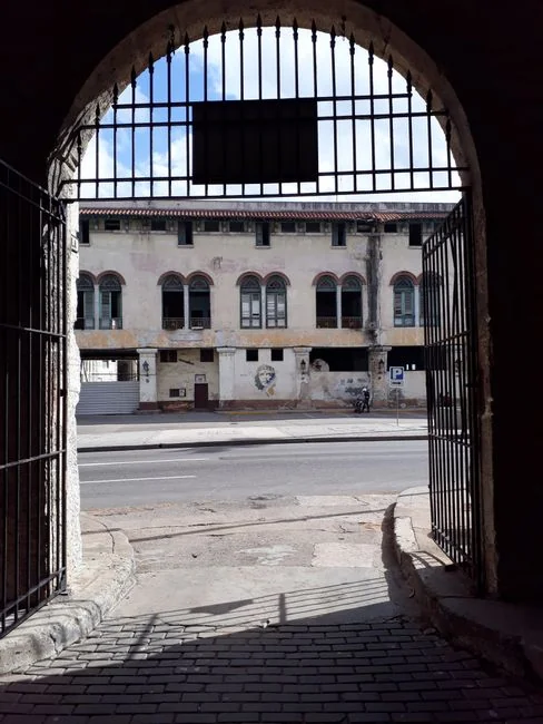 Sombras desde La Habana