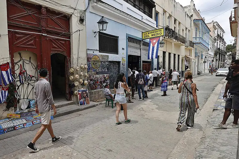 Cuba aprueba dos nuevos decretos leyes asociados al paquete de 176 reformas económicas