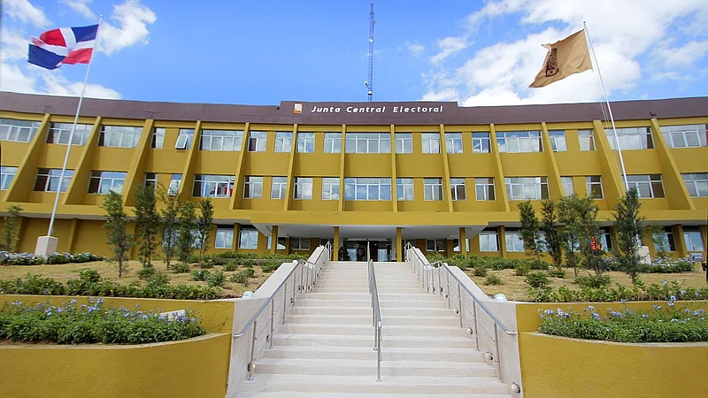 Banrervas rechaza embargar cuenta de la JCE por caso Latin Events