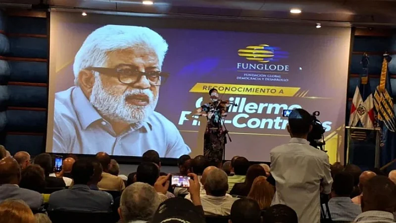 Guillermo Piña-Contreras