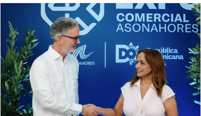 Asonahores y AIRD firman alianza para que turismo compre más a la industria local