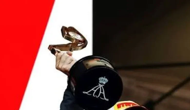 Antonelli hace historia en Monza: remontada desde la 19ª posición y victoria en el GP de Italia