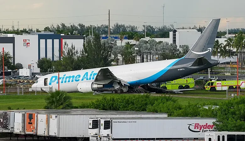 Accidente aéreo en Miami: cinco muertos y cinco heridos tras choque de avión de Amazon con furgoneta