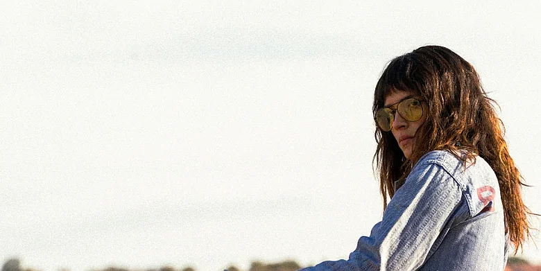 Onslaught: la nueva película de Adam Wingard que llega con acción y nostalgia