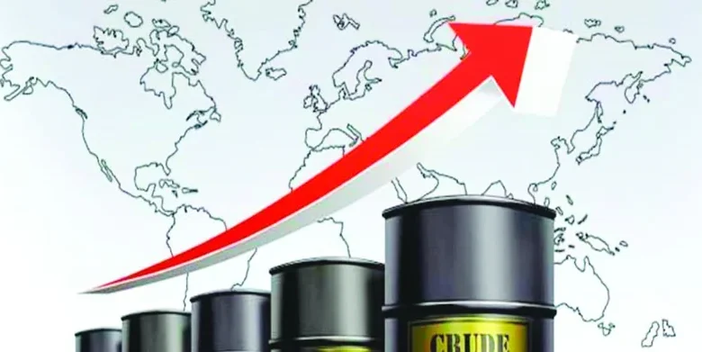 Petróleo WTI cierra en US$102.48 tras récord intradía de US$102.95; subsidios superan RD$30,000 millones